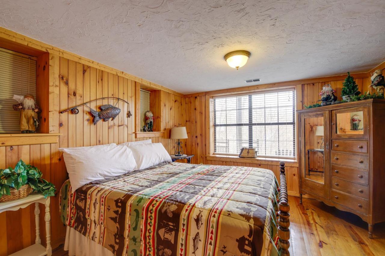 Smoky Mountains Cabin With Hot Tub, Deck And Views! Sevierville Exterior photo