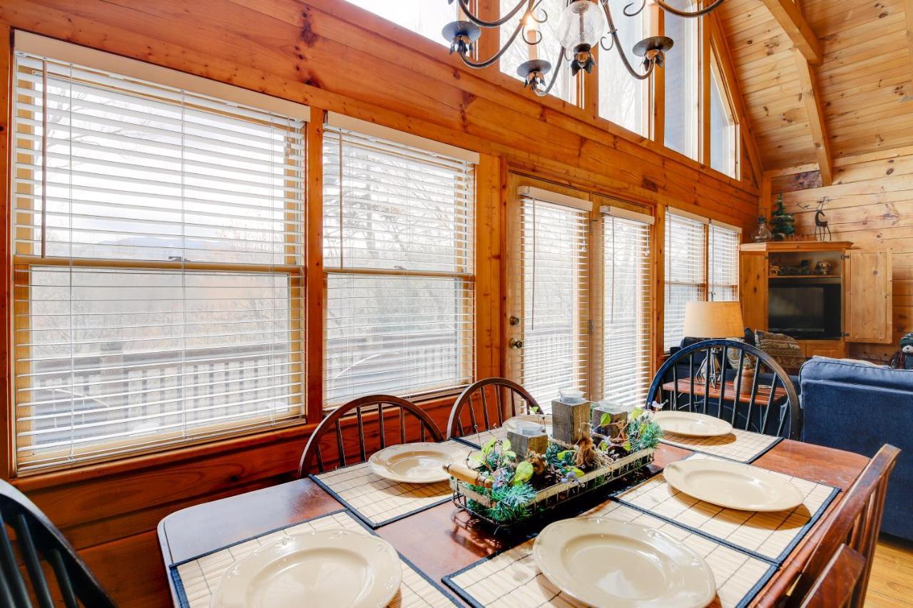Smoky Mountains Cabin With Hot Tub, Deck And Views! Sevierville Exterior photo
