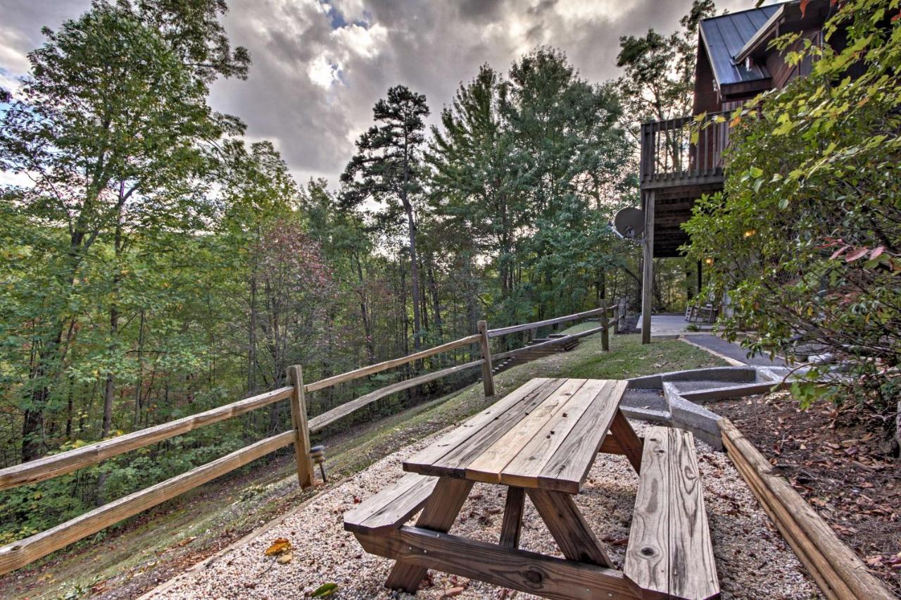 Smoky Mountains Cabin With Hot Tub, Deck And Views! Sevierville Exterior photo